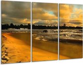 GroepArt - Schilderij -  Strand - Geel, Bruin, Grijs - 120x80cm 3Luik - 6000+ Schilderijen 0p Canvas Art Collectie