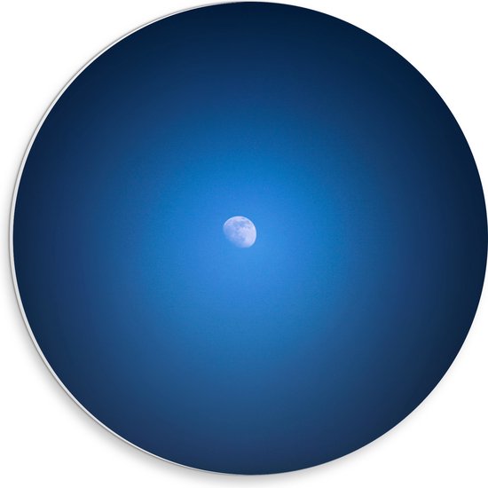 PVC Schuimplaat Muurcirkel - Kleine Maan in Grote Donkerblauwe Lucht - 30x30 cm Foto op Muurcirkel (met ophangsysteem)