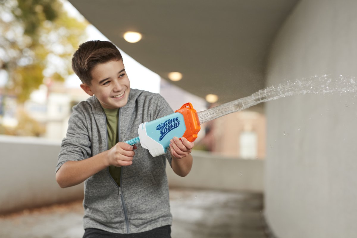 Nerf Super Soaker Torrent-waterblaster, pomp om een vloedgolf af te vuren,waterplezier voor buiten — afbeelding 4