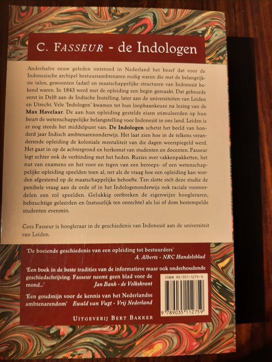 Boekrug met de titel 'C. Fasseur de Indologen' en achtergrondinformatie.