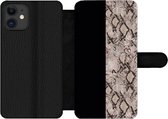 Bookcase Geschikt voor iPhone 11 telefoonhoesje - Slangen - Design - Reptielen - Met vakjes - Wallet case met magneetsluiting