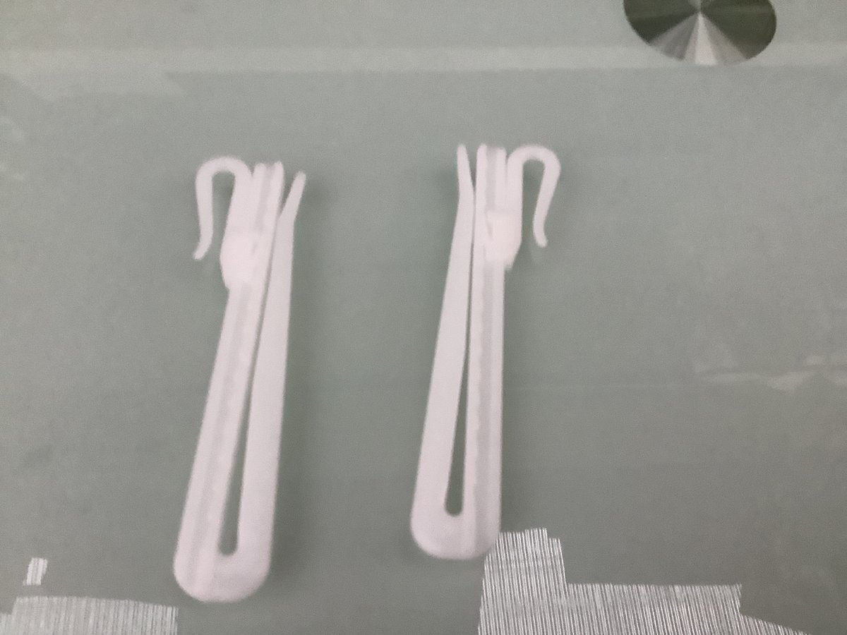 Antex. Inschuif Plooi band haak. Voor vitrage en gordijnen. Kunststof. Wit. 9 cm lang.10 stuks, voor 1 mtr gordijn.Antex.
