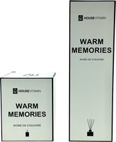 Geurstokjes en Geurkaars (set) - Housevitamin -  Warm memories - de parfum versie van warme appeltaart  - Incl. 6 zwarte geurstokjes -
