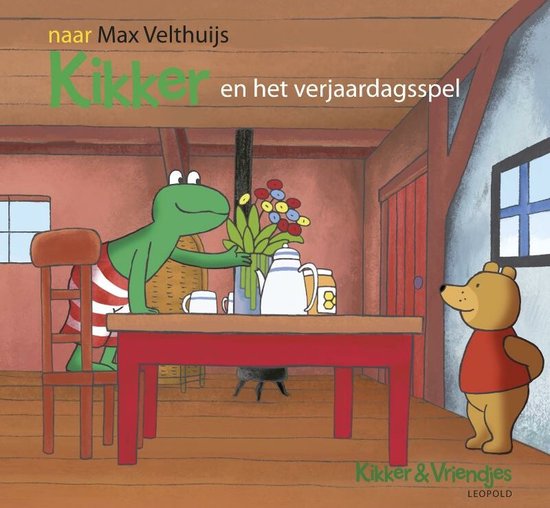 Kikker en Beertje bij een tafel met een dienblad, dekselkannen en een vaas met bloemen. Kikker draagt een rood-wit gestreepte broek.