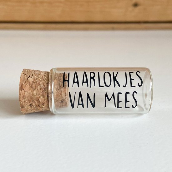 Glazen bewaarbuisje | haarlokje | gepersonaliseerd met naam | Studio Vida