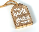 2x Hanger / label / set van 2 hangertjes / met de tekst: Van harte gefeliciteerd / Natural