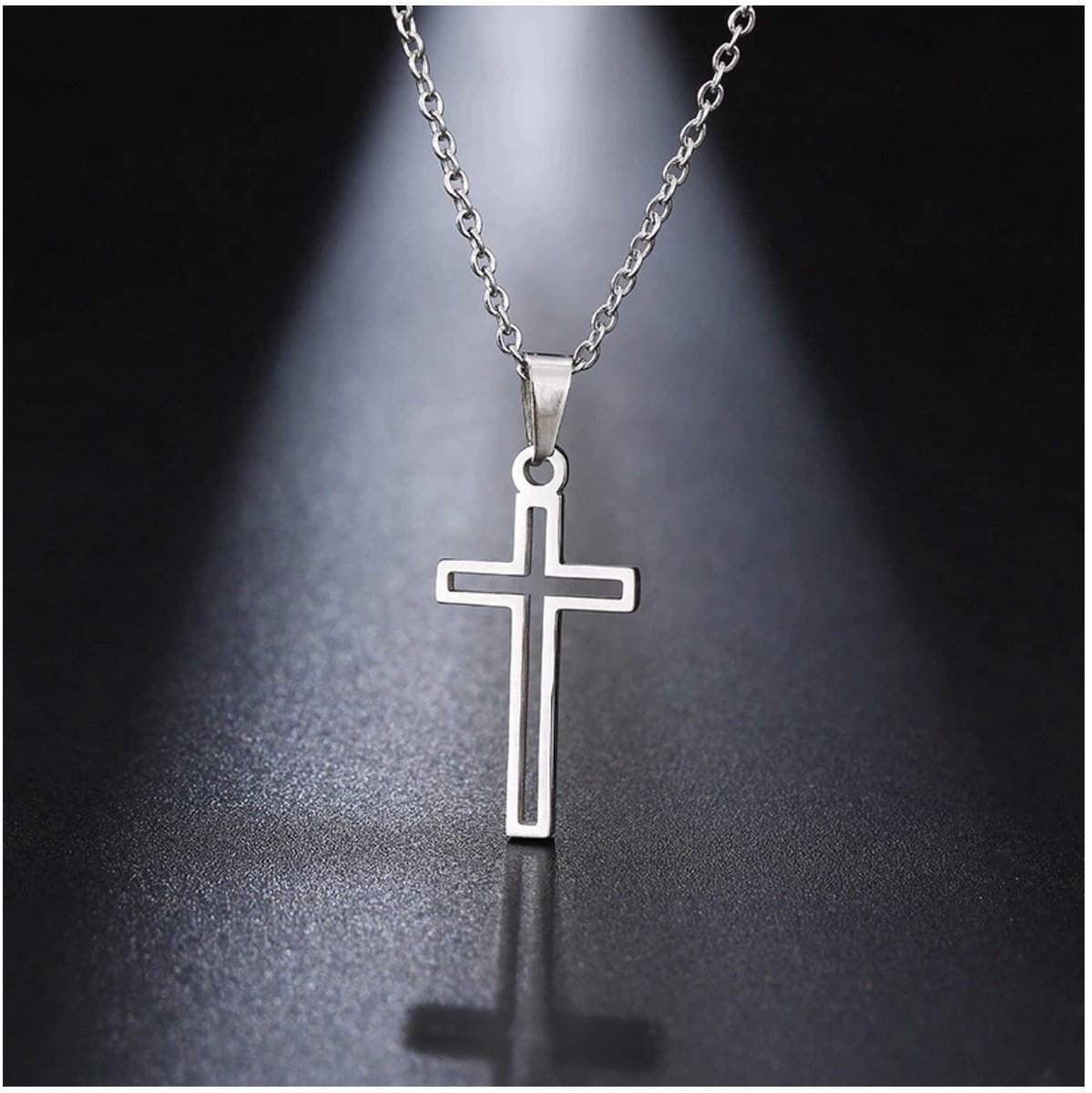 Cabantis Hollow Kruis Ketting - Ketting Dames - Ketting Heren - Cadeau Voor Vrouw - Cadeau Voor Man – Sieraden - Zilverkleurig