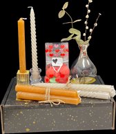 Cadeau voor haar, origineel cadeau, romantische cadeau box, gedraaide kaars, bloemenvaasje