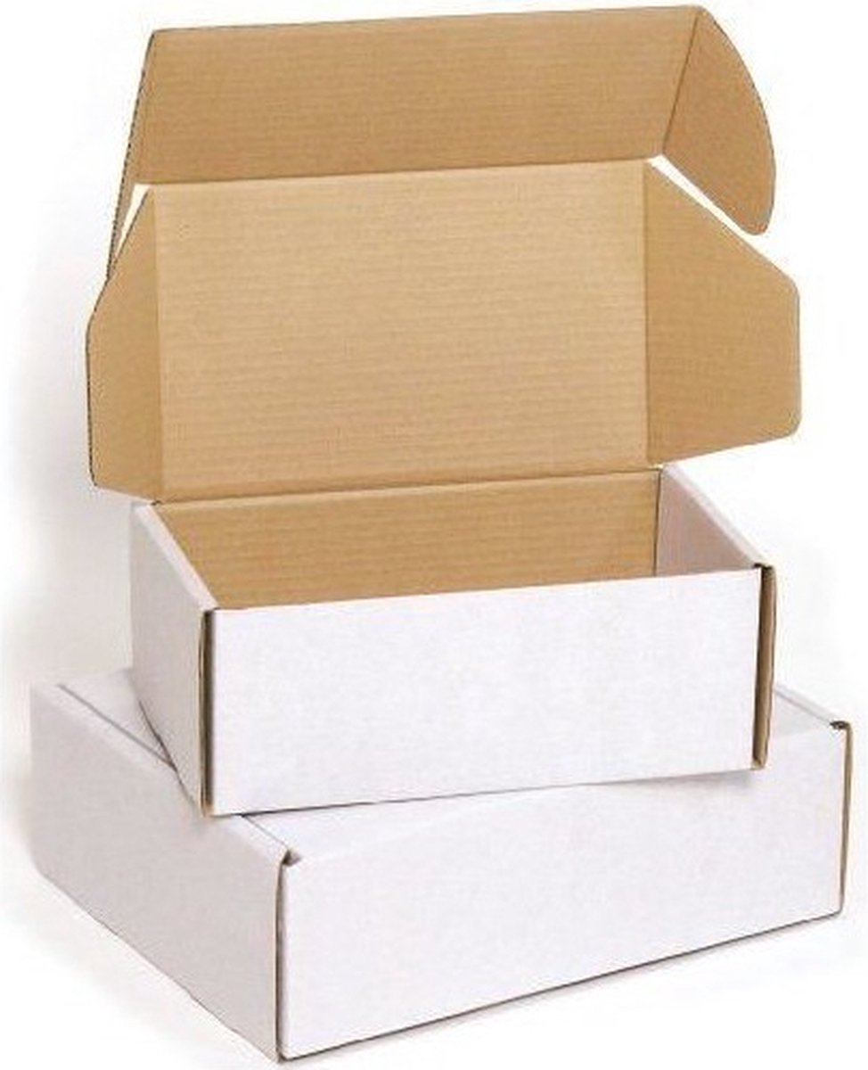 25 ecologische Witte Postdozen/ Verzenddozen 23x14x7cm