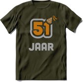 51 Jaar Feest T-Shirt | Goud - Zilver | Grappig Verjaardag Cadeau Shirt | Dames - Heren - Unisex | Tshirt Kleding Kado | - Leger Groen - XL