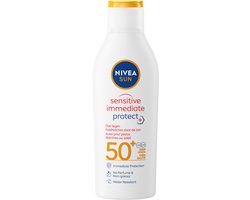 NIVEA SUN Sensitive Immediate Protect Zonnebrand Melk - Gevoelige huid - SPF 50+ - Met aloë vera en antioxidanten - Voorkomt huidreacties - 200 ml