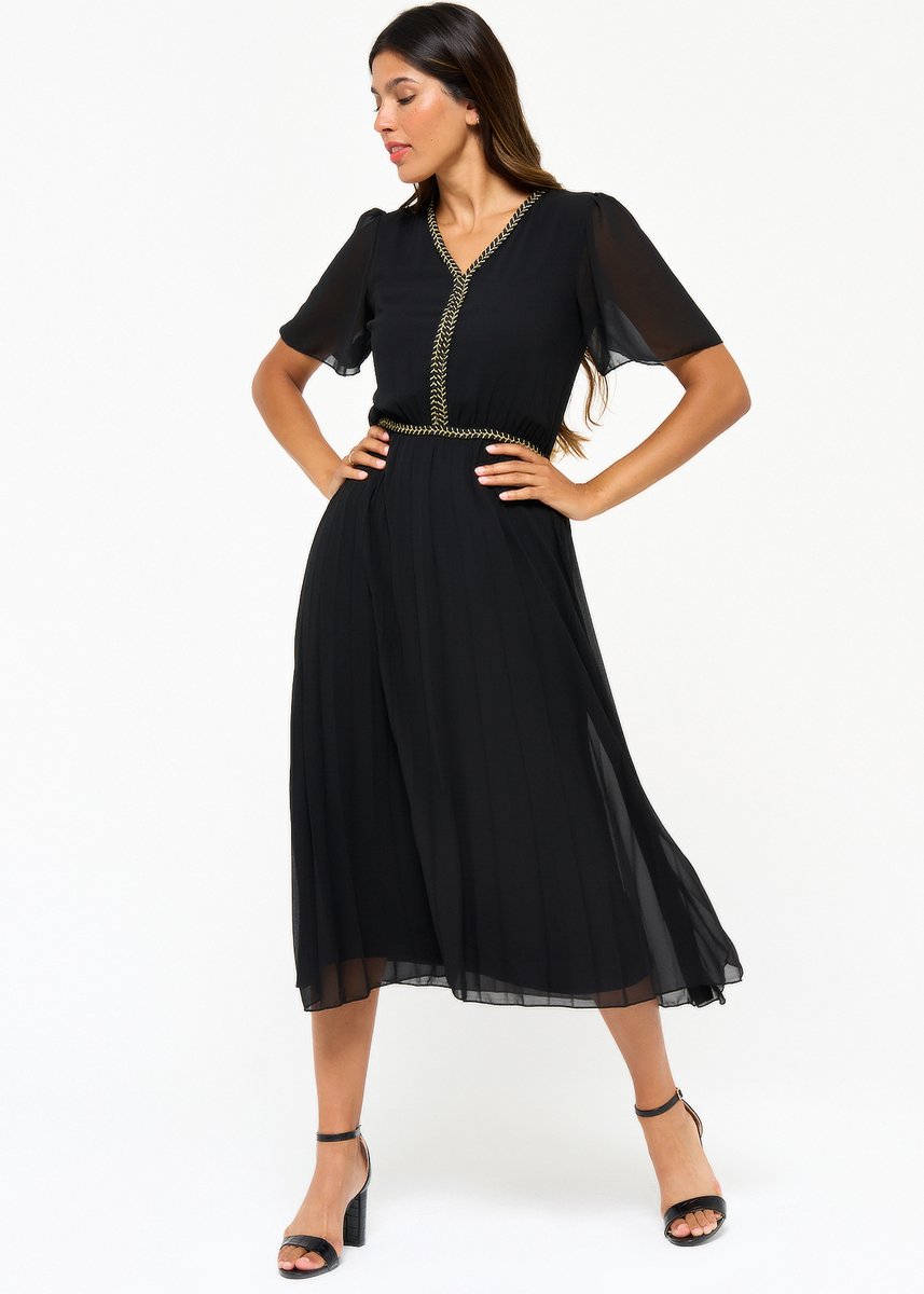 Lola Liza Lange jurk met korte mouwen en plisse - Black - Maat 44 | bol