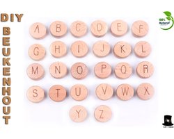 Bob Online™ - A – Z 15mm Plat Ronde Beukenhout Lazer Gegraveerd Alfabetkralen met ca. 3mm Gaatje – A – Z 15mm Flat Round Beech Wood Laser Engraved Alphabet Beads with 3mm Hole – Houten Alfabetkralen – Houten Hobby Letter Kralen – Alfabet Kralen