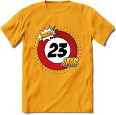 23 Jaar Hoera Verkeersbord T-Shirt | Grappig Verjaardag Cadeau | Dames - Heren | - Geel - M