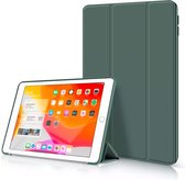 Mobiq Flexibele Tri-folio hoes Apple iPad 10.2 inch - iPad 2021 - iPad 2020 - iPad 2019 hoes - iPad Generatie 7 / 8 / 9 - Siliconen Case - TriFolio - Smart cover - Groen | donkergr