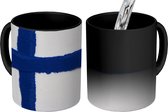 Magische Mok - Foto op Warmte Mok - Geschilderde vlag van Finland - 350 ML