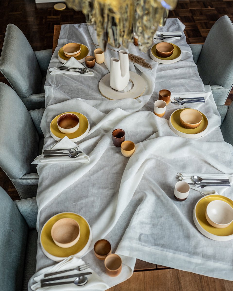 VANLINNEN - Linen Off White tablecloth - natural 100% linen - 200cm x 400cm - natuurlijk linnen tafelkleed