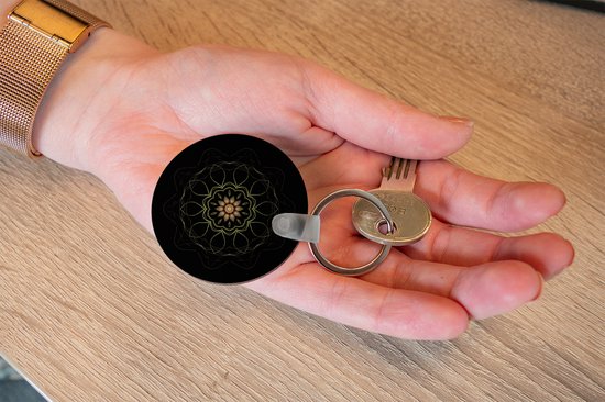 Porte-clés - Un Mandala sur fond noir - Plastique - Rond - Cadeaux à distribuer
