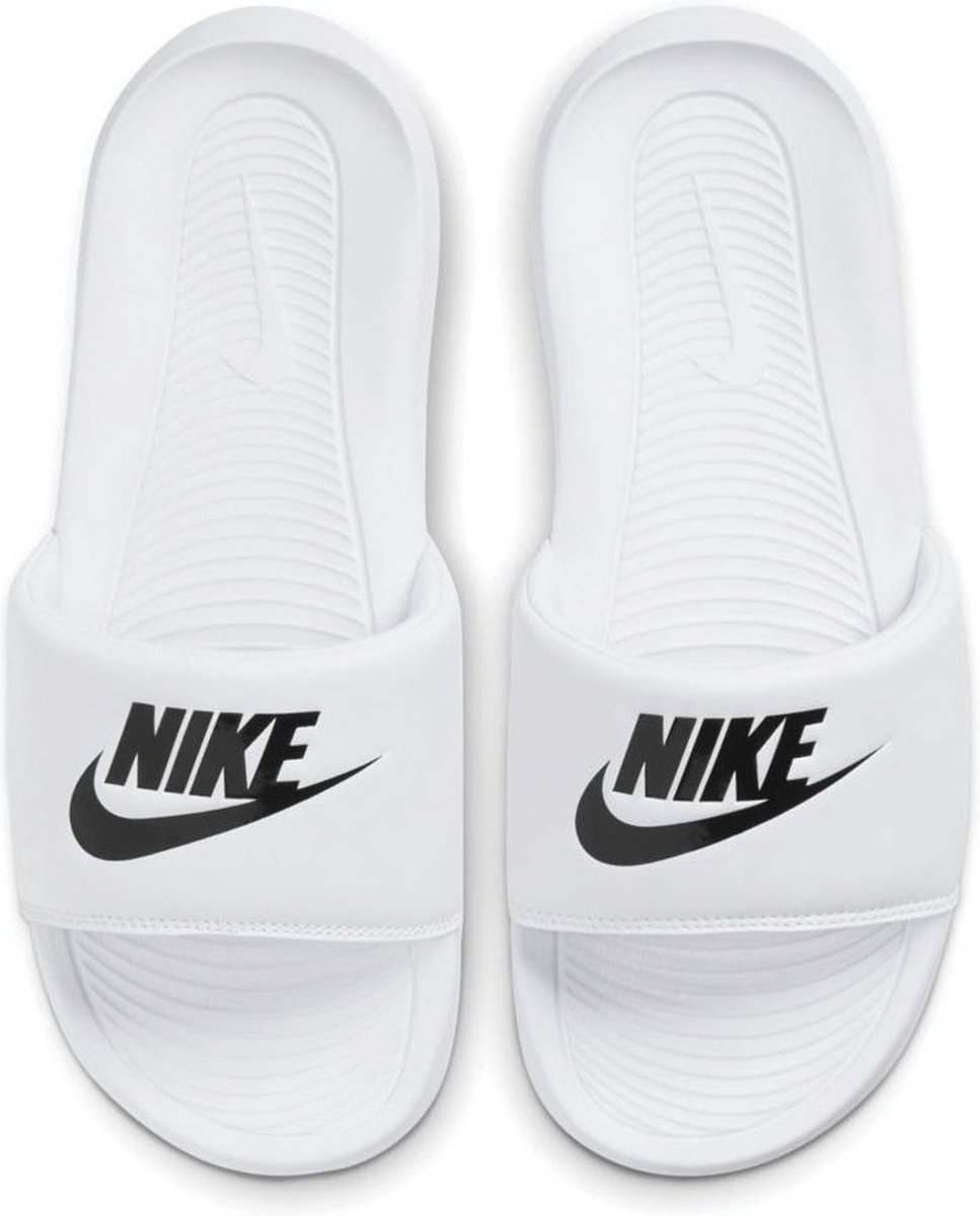 Nike W NIKE VICTORI ONE SLIDE Dames Sneakers - Maat 38 | bol.com