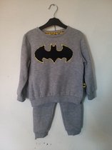Heerlijk joggingpak / huispak Batman - Maat 98