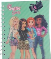 Selfie Girls Kleurboek met stickers - Groen / Multicolor - Papier / Kunststof - 15,5 x 18 cm - Kleurboek - Stickerboek - Boek - Boekje - Knutselen - Creatief