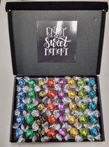 Chocolade Ballen Proeverij Pakket Groot | 40 stuks Lindt chocolade met Mystery Card (persoonlijke videoboodschap) | Chocoladepakket | Feestdagen box | Chocolade cadeau