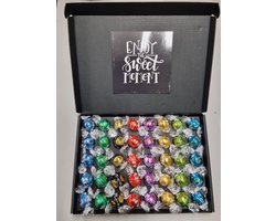 Chocolade Ballen Proeverij Pakket Groot | 40 stuks Lindt chocolade met Mystery Card 'Enjoy the sweet Moment' met persoonlijke (video)boodschap | Chocoladepakket | Feestdagen box | Chocolade cadeau | Valentijnsdag | Verjaardag | Moederdag | Vaderdag