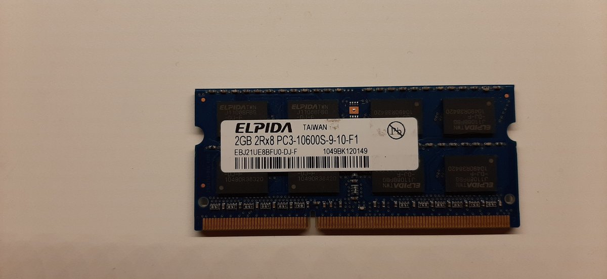 elpida 2 GB DDR3 2Rx8 10600S-9-10-F1 s0dimm laptop geheugen