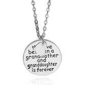 Zoëies oma kleindochter ketting zilverkleurig, the love between a grandmother and granddaughter is forever