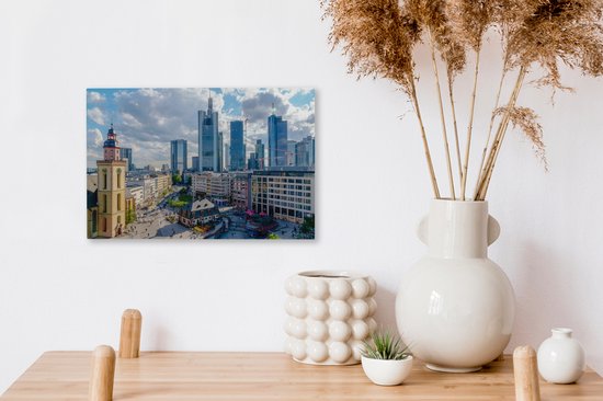 Tableau sur toile Skyline et centre-ville de Francfort en été avec nuages, Allemagne - 30x20 cm - Déco Décoration murale