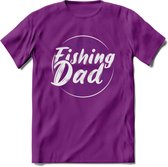 Fishing Dad - Vissen T-Shirt | Blauw | Grappig Verjaardag Vis Hobby Cadeau Shirt | Dames - Heren - Unisex | Tshirt Hengelsport Kleding Kado - Paars - XXL