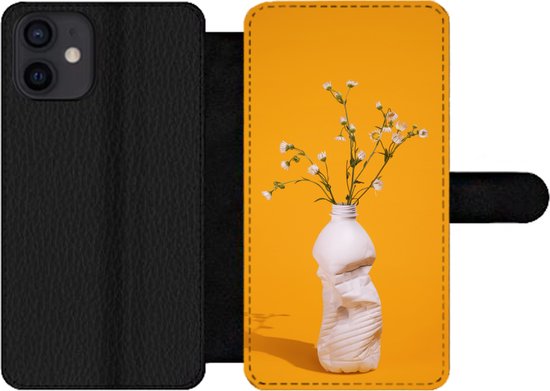 Étui pour téléphone iPhone 12 Bookcase - Bouteille - Bouquet - Jaune - Avec compartiments - Étui portefeuille avec fermeture magnétique