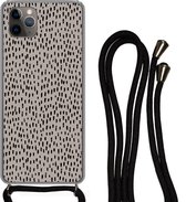 Coque avec cordon iPhone 11 Pro - Pois - Marron - Zwart - Siliconen - Bandoulière - Coque arrière avec cordon - Coque pour téléphone avec cordon - Coque avec corde