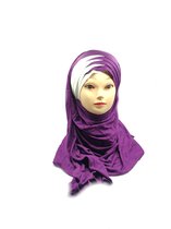 Elagante paarse hoofddoek, Mooie hijab.