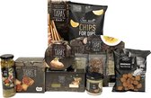 Kerstpakket tapas fun - kerstpakket - cadeaupakket - borrelpakket - cadeau voor man - cadeau voor vrouw – geschenk – snoep – koffie – thee – eten – kerstgeschenk – kerst 2021 – cho