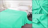 Mega mooi en groot luxe-fleece-plaid-deken-Mint 160x200 cm. 100% microvezel. Afgewerkt  met een mooi zigzag structuur. Heerlijk  warm voor in de winter. -Ook als- bedsprei- te gebruiken -Verk