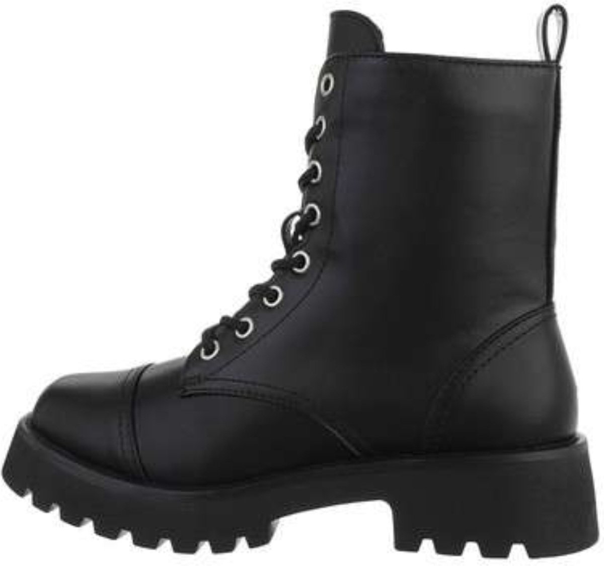 Boots Black Basic
