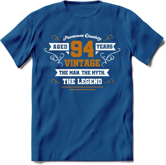 94 Jaar Legend T-Shirt | Goud - Wit | Grappig Verjaardag en Feest Cadeau Shirt | Dames - Heren - Unisex | Tshirt Kleding Kado | - Donker Blauw - M