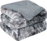 Luxe Sherpa Fleece Deken - Super Zacht, Warm en Donzig - Plaid voor op de Bank, Bed of Woonkamer Decoratie - 160 x 200 cm Wolf Grijs