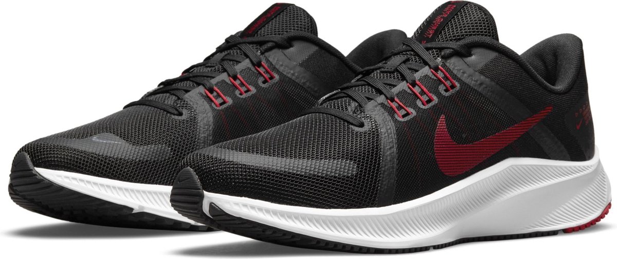 Nike Quest 4 Sportschoenen Mannen Zwart
