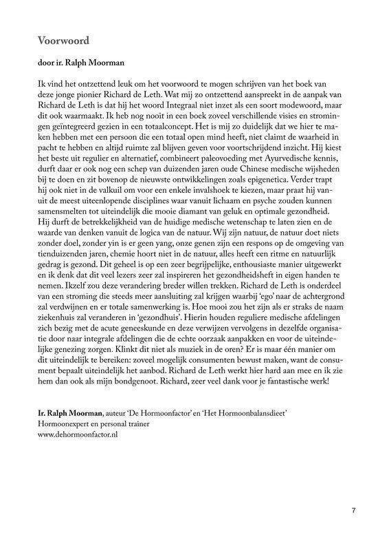 Boekpagina met tekst "Voorwoord door ir. Ralph Moorman".