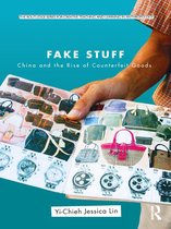 Routledge Series for Creative Teaching and Learning in Anthropology - Fake Stuff