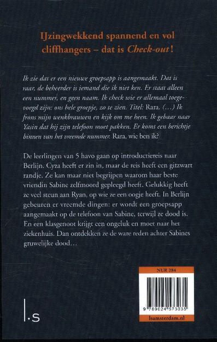 Achterkant boek met tekst over een spannend verhaal genaamd "Check-out".