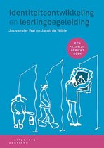 Omslag Identiteitsontwikkeling en leerlingbegeleiding