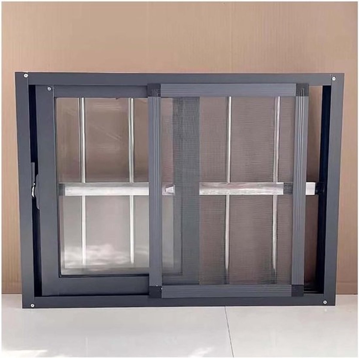 Kleine Schuiframen - Badkamerraam Garage - Ventilatie en Licht - Aluminium Frame - 4 mm Glas - Zwart