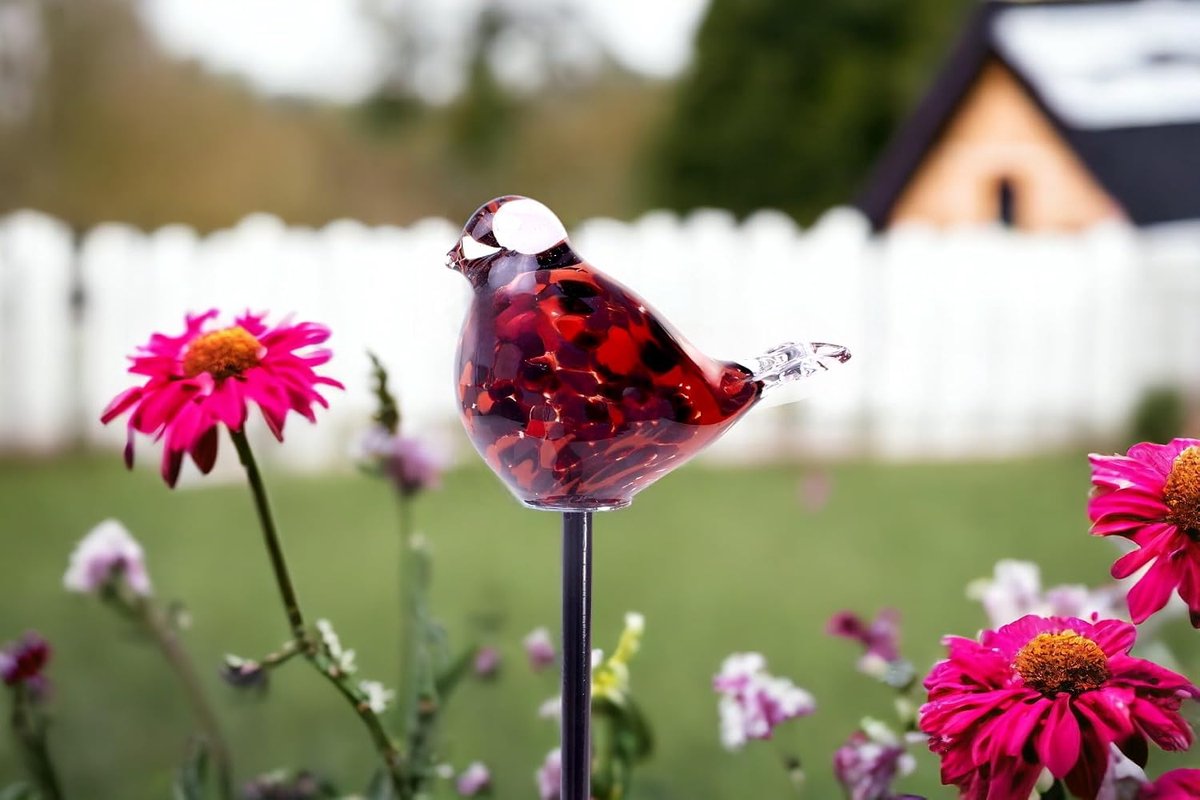 Tuinsteker met Vogel - Handgemaakt glas - Rood - Vogel op stok - Tuindecoraties - Tuindeco voor buiten - Tuin decor - Dieren voor buiten