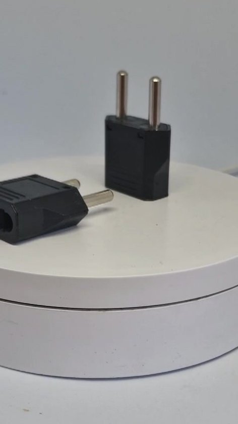 2 X Stekker Amerikaans naar Nederland - Converter - Adapter - Reisstekker - Travel plug - USA naar EU