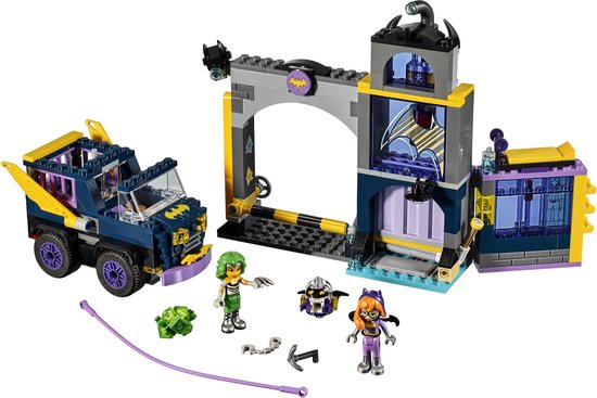 LEGO DC Super Hero Girls Batgirl geheime bunker. Set met Batgirl en Mad Harriet, inclusief voer en bunker.