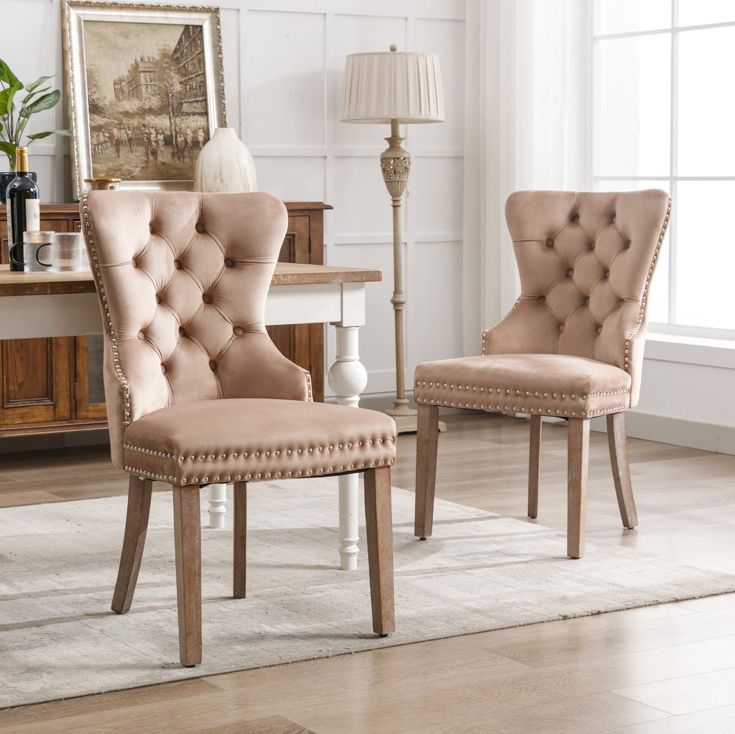 MEUNIQ Eetkamerstoelen set van 2 – fluwelen bekleding, gecapitonneerde rugleuning, siernagels en houten poten – licht koffiebruin Licht koffiekleurig