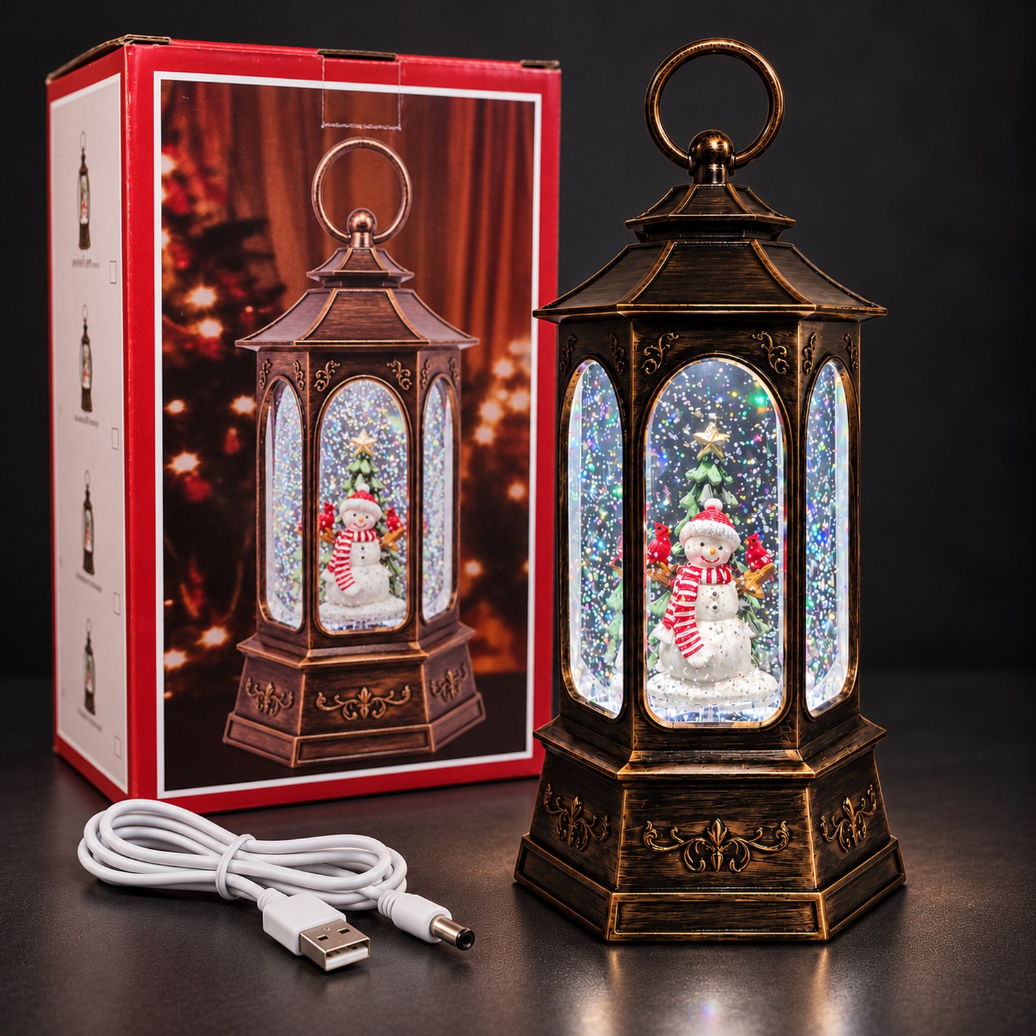EasyMart Kerstlantaarn - Sneeuwbol met Muziek en LED Verlichting - Waterlantaarn met Bewegende Glitter - 27 cm - Sneeuwpop - Kerstdecoratie Binnen - Sneeuweffect - Zeshoekig - USB Kabel Inbegrepen - Op 3 AA Batterijen - Bronskleurig – foto 6